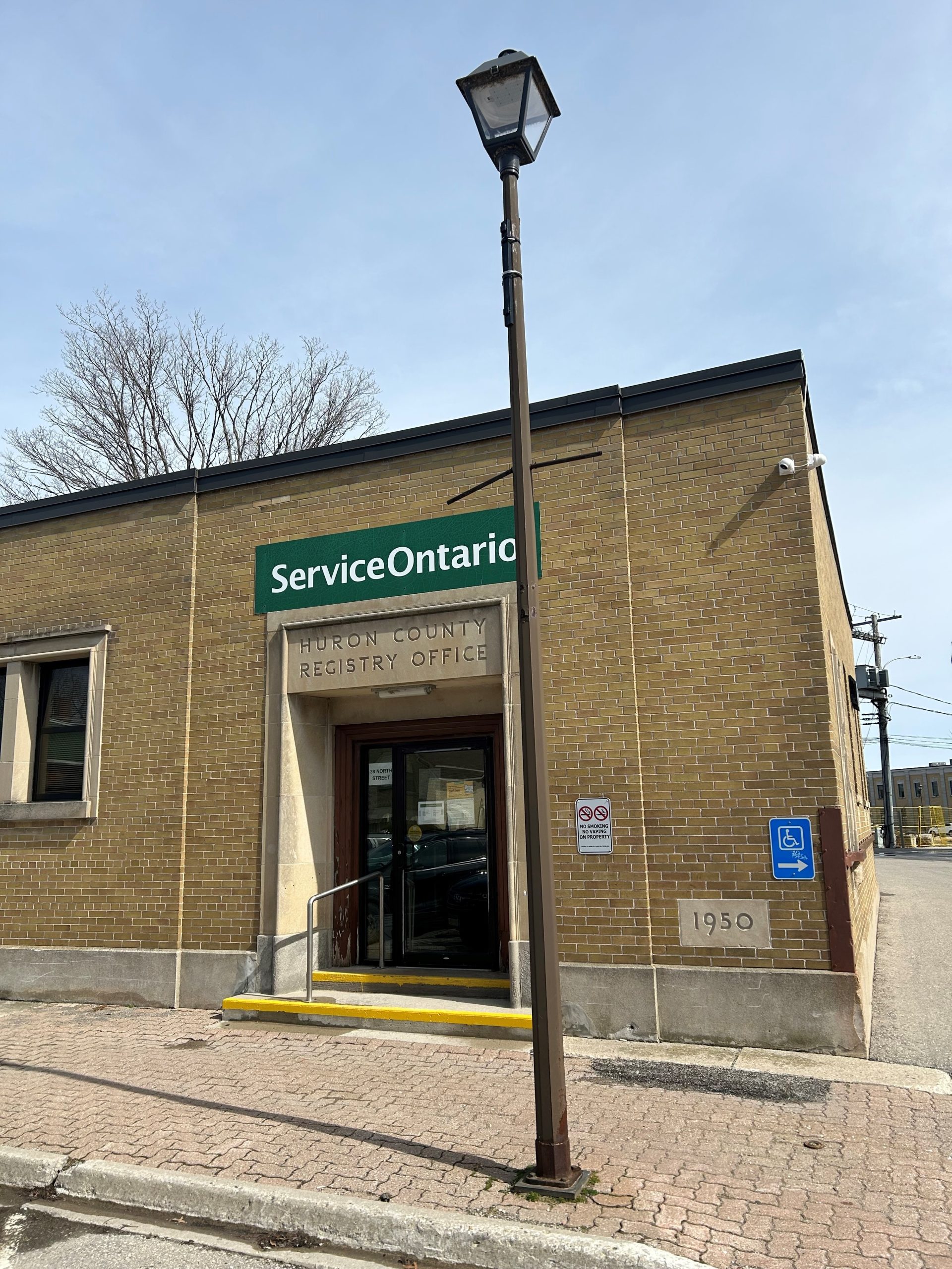 Service Ontario Office<br />
Goderich Ontario